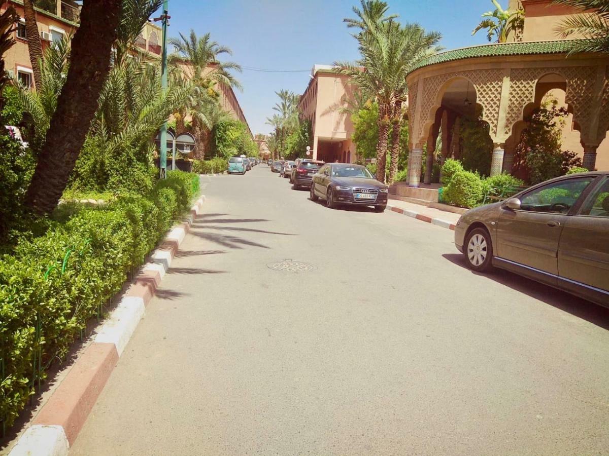 Riad Zahra Marrakech Piscine Marrakesh Bagian luar foto